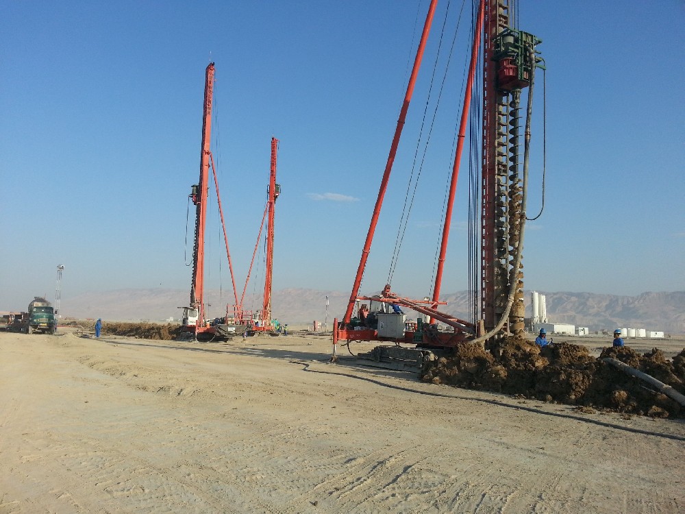 39.伊朗南方鋁業(yè)30萬噸年電解鋁廠項目地基處理與樁基工程.jpg